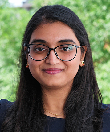 Swetha-Maadugula-Headshot